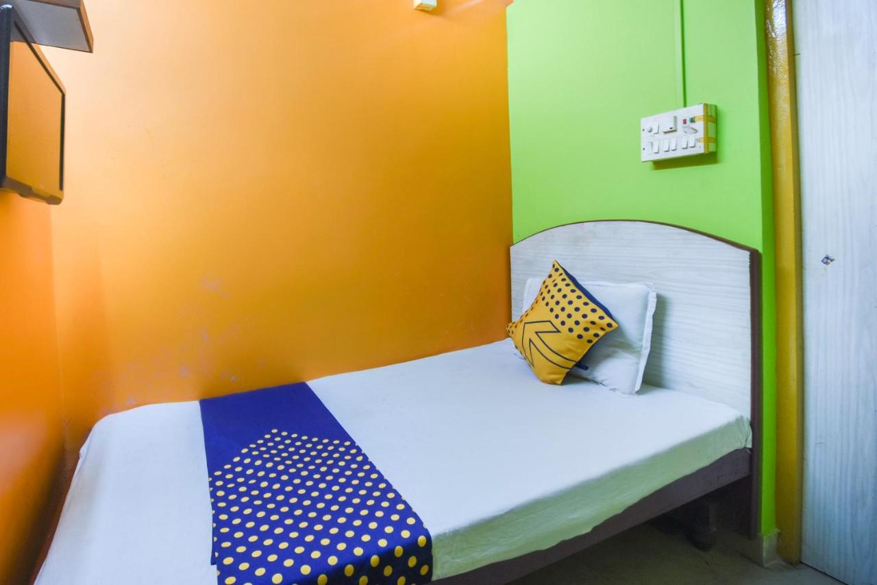 Spot On 69078 New Maa Tara Guest House Calcutá Exterior foto